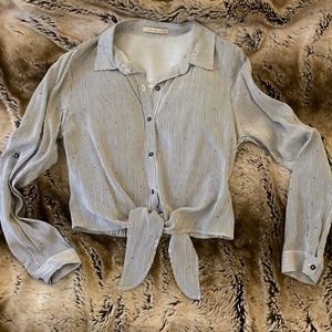Active USA tie front button down blouse - XS